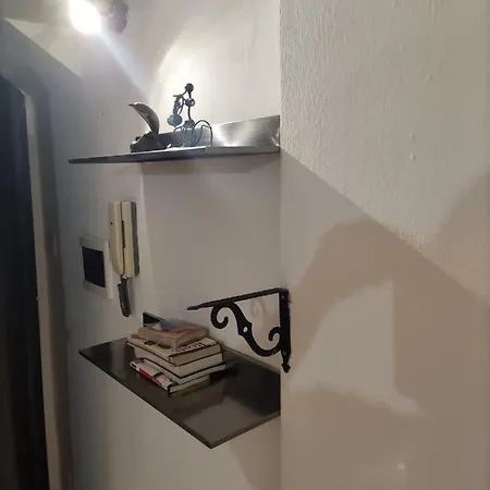 Studio In Trastevere Panieri 48 10 Róma