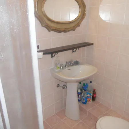 Studio In Trastevere Panieri 48 10 Apartman Róma